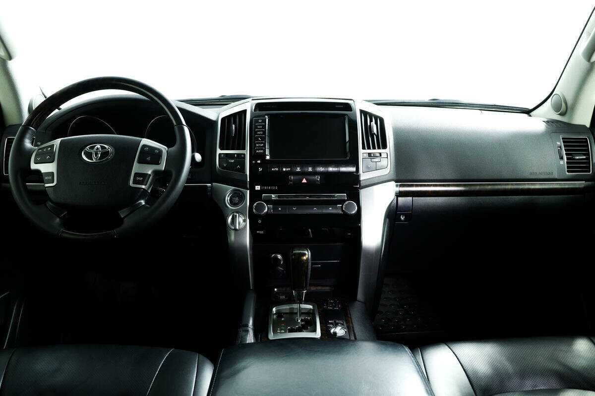Купить Toyota Land Cruiser, 2012, 131 816 км, фото №11
