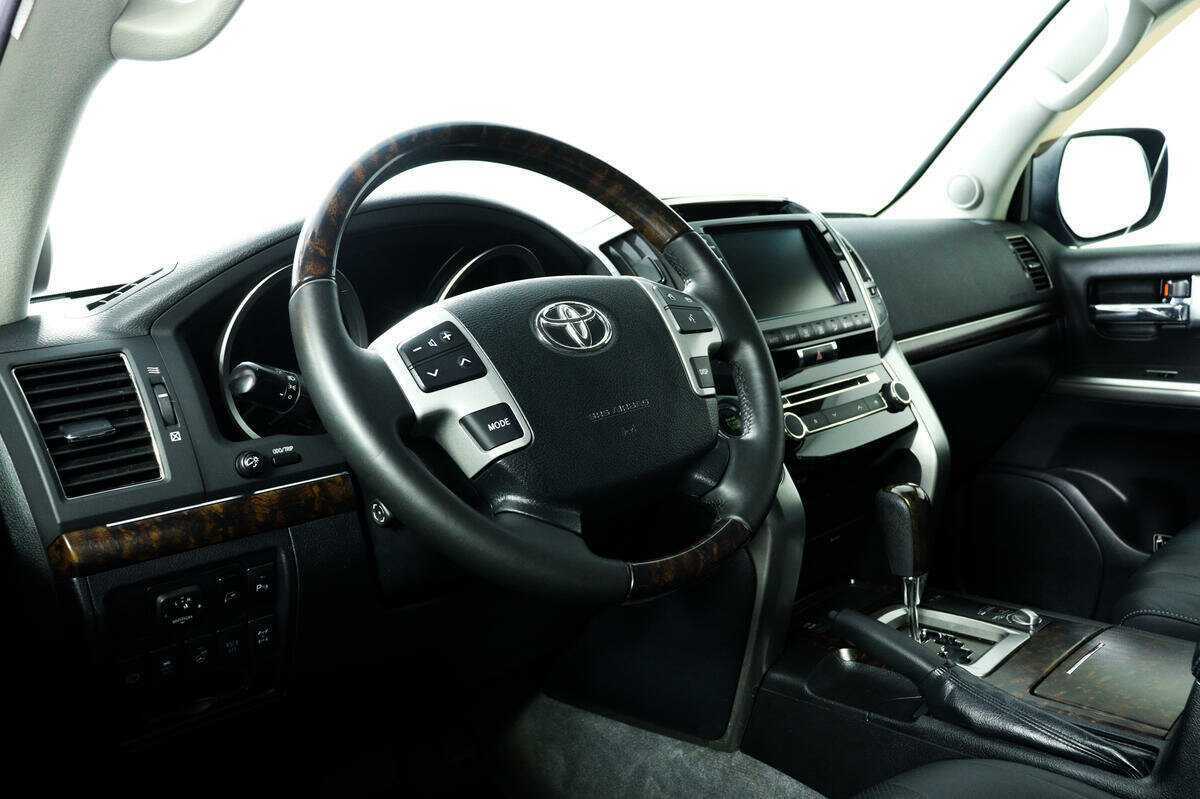 Купить Toyota Land Cruiser, 2012, 131 816 км, фото №14