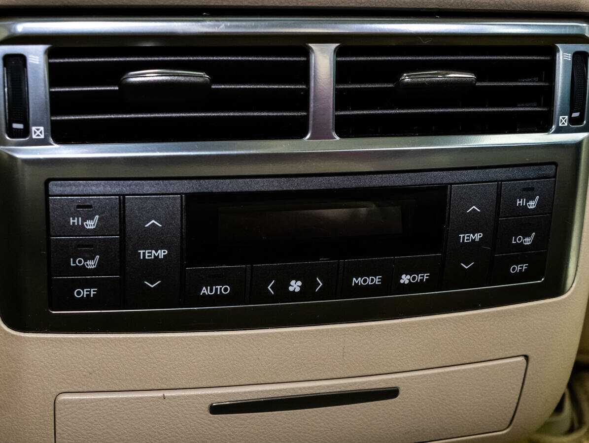 Купить Lexus LX 570, 2008, 240 000 км, фото №20