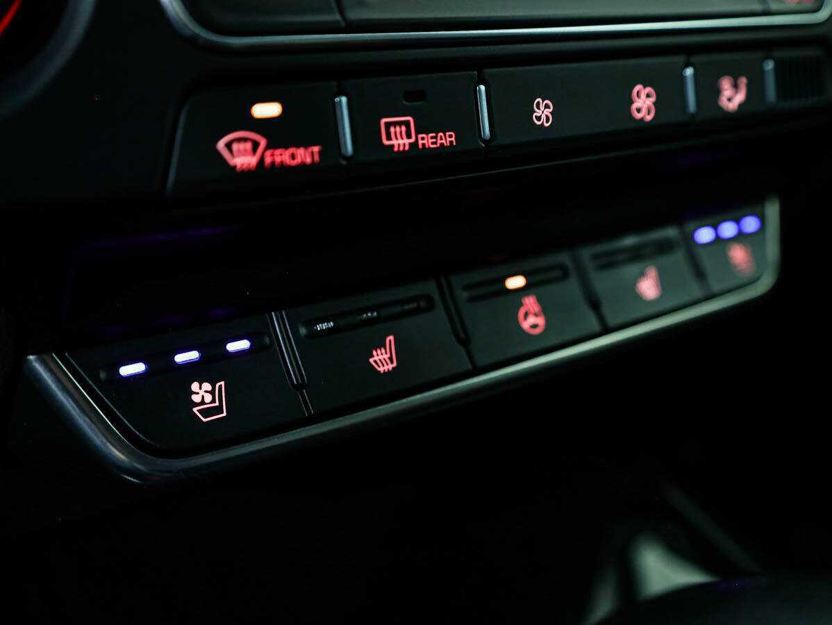 Купить Kia Sorento, 2018, 110 336 км, фото №17