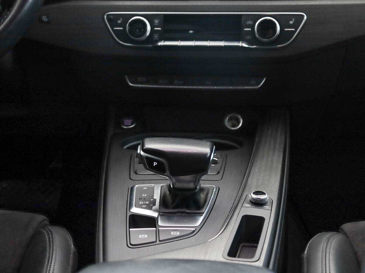 Купить Audi A4, 2019, 119 000 км, фото №14