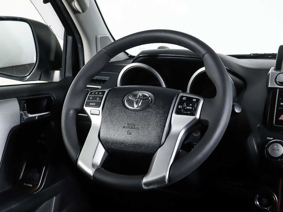 Купить Toyota Land Cruiser Prado, 2013, 137 057 км, фото №14