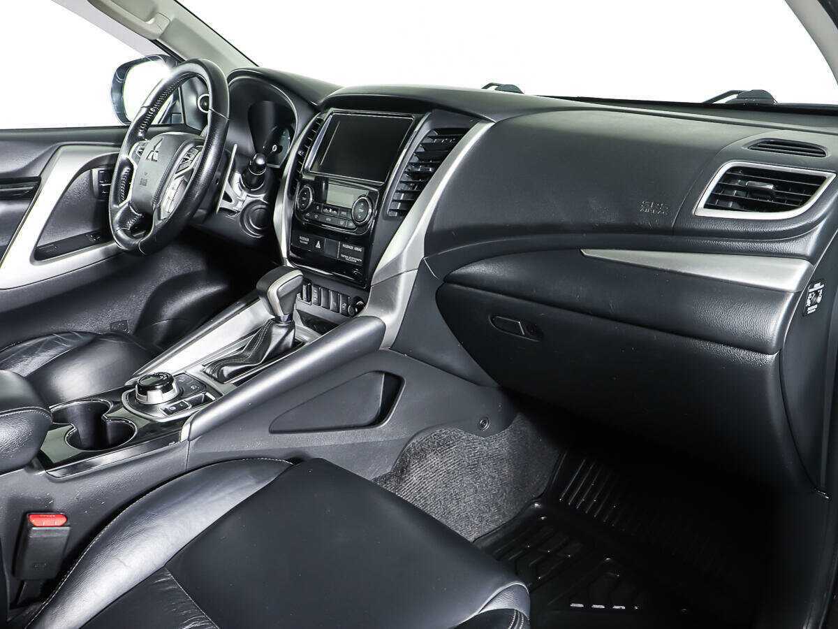 Купить Mitsubishi Pajero Sport, 2018, 108 416 км, фото №9
