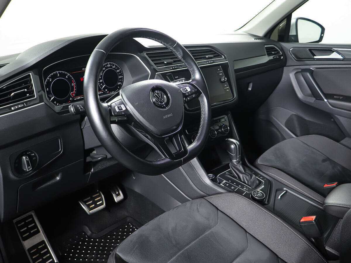 Купить Volkswagen Tiguan, 2017, 59 538 км, фото №13