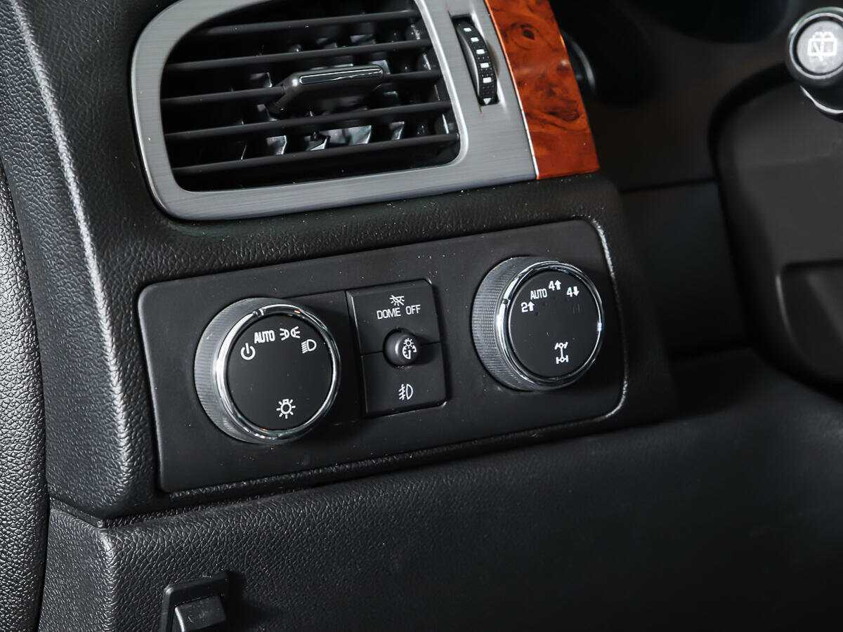 Купить Chevrolet Tahoe 6AT, 2012, 165 000 км, фото №21