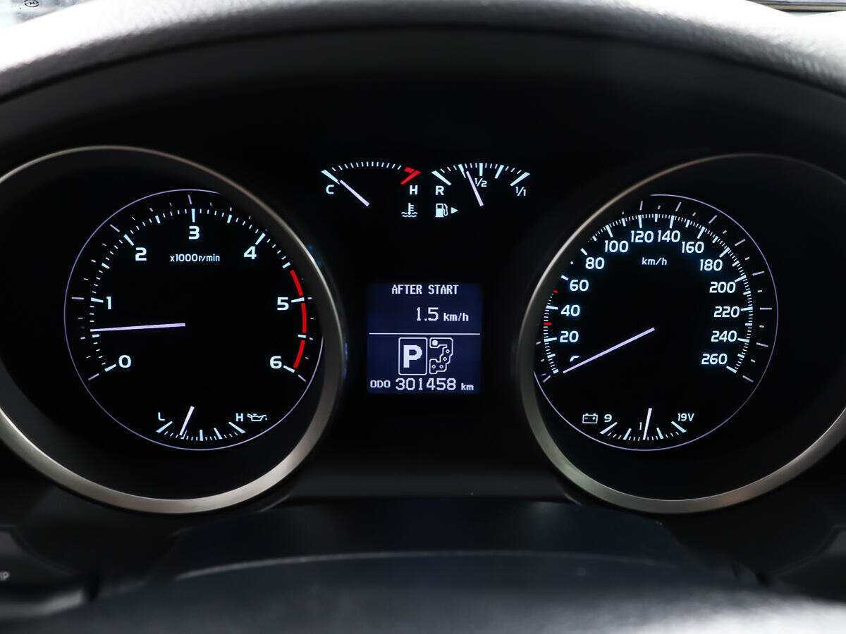 Купить Toyota Land Cruiser, 2011, 301 457 км, фото №14