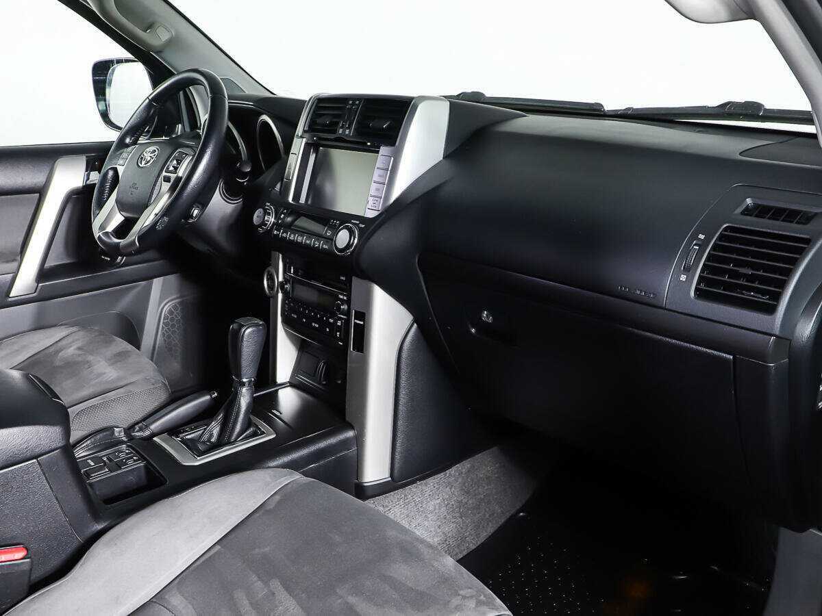Купить Toyota Land Cruiser Prado, 2010, 201 245 км, фото №11