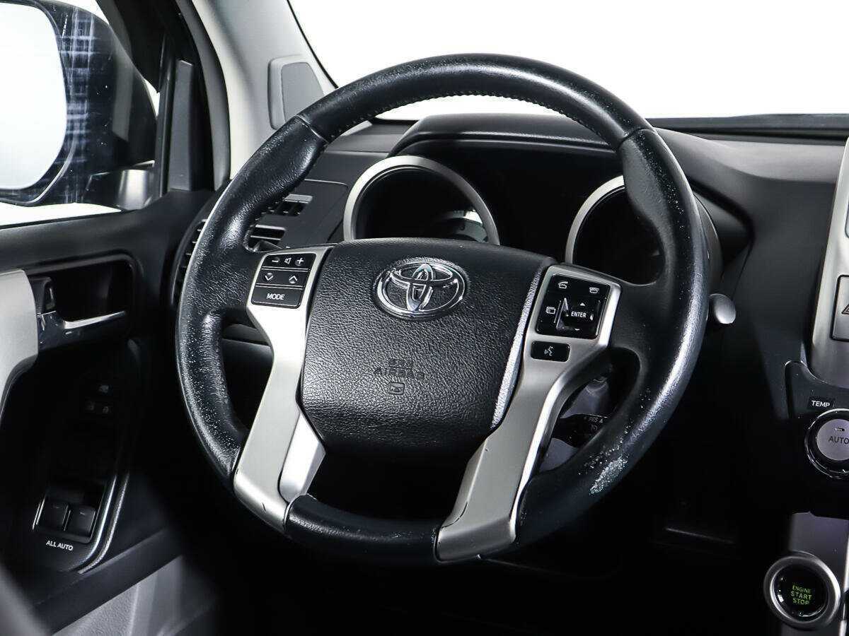 Купить Toyota Land Cruiser Prado, 2010, 201 245 км, фото №17