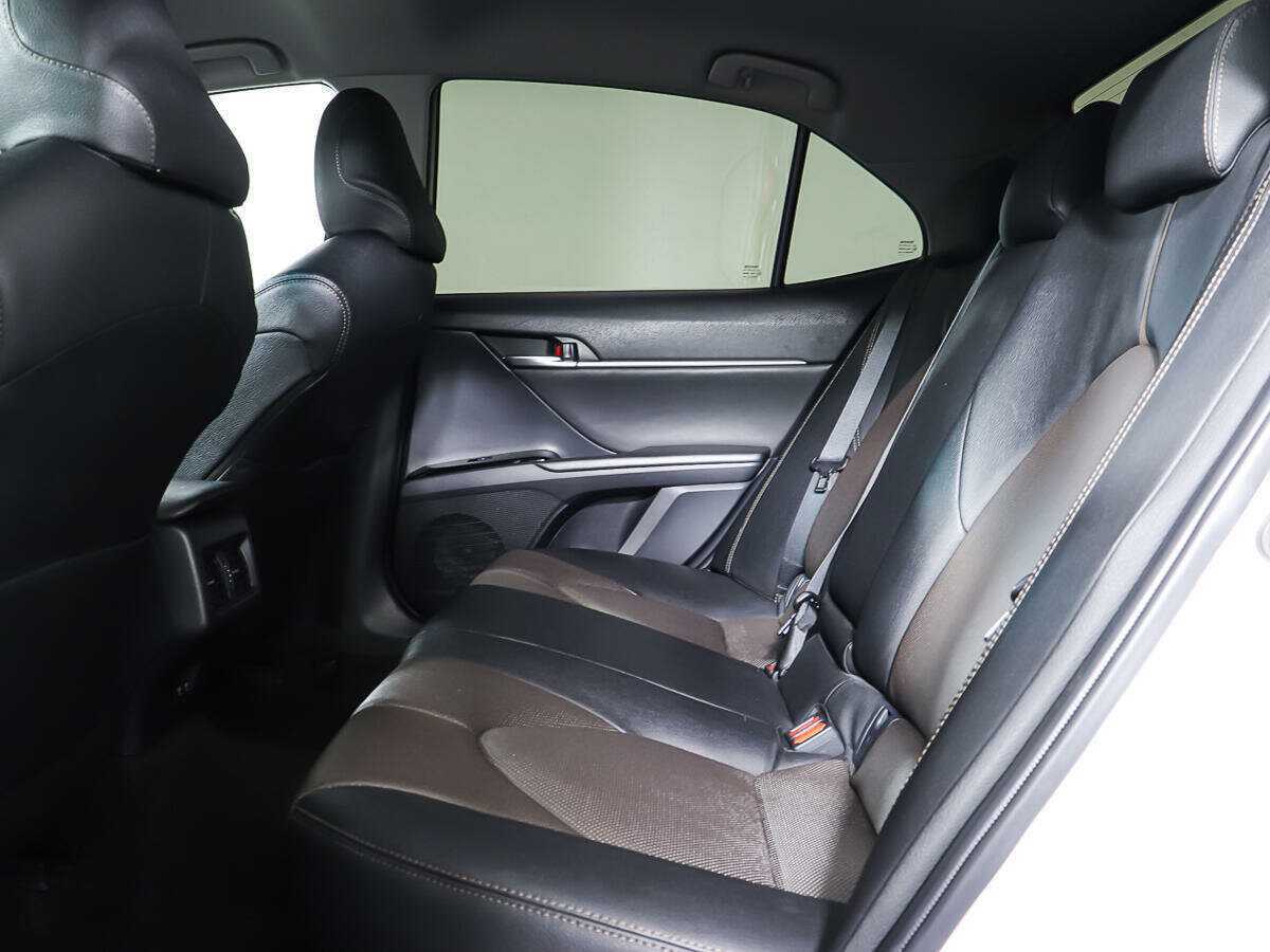 Купить Toyota Camry, 2020, 63 499 км, фото №10