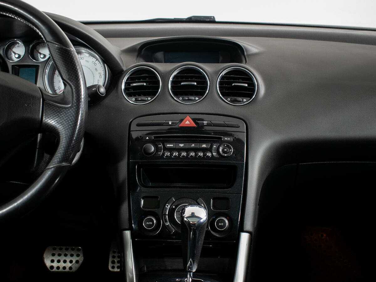 Купить Peugeot 308, 2011, 132 226 км, фото №9