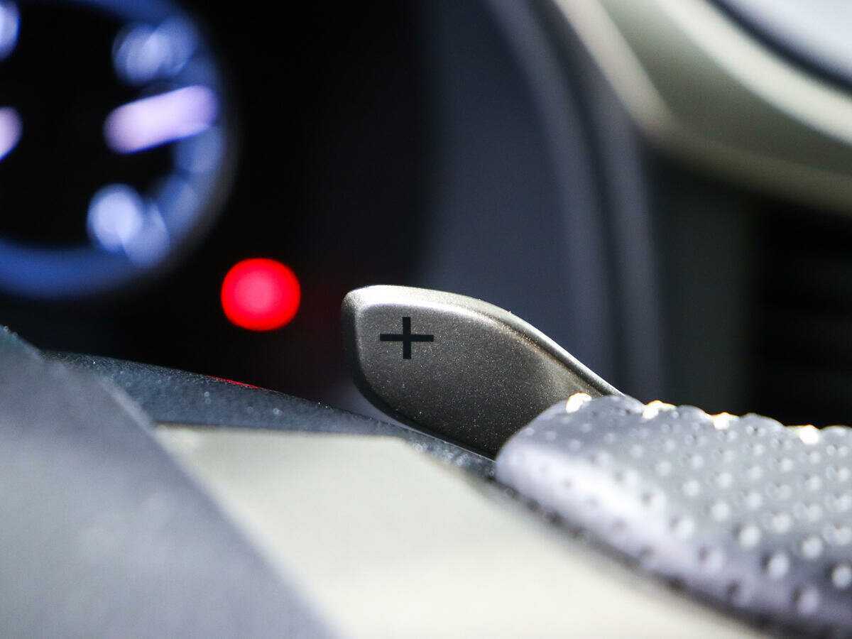 Купить Lexus RX 200t, 2016, 40 298 км, фото №25