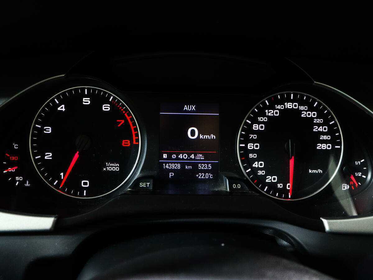 Купить Audi A4, 2009, 143 926 км, фото №9