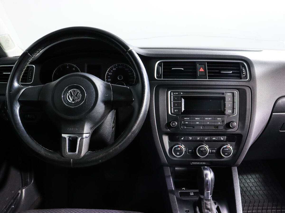Купить Volkswagen Jetta, 2014, 108 700 км, фото №12