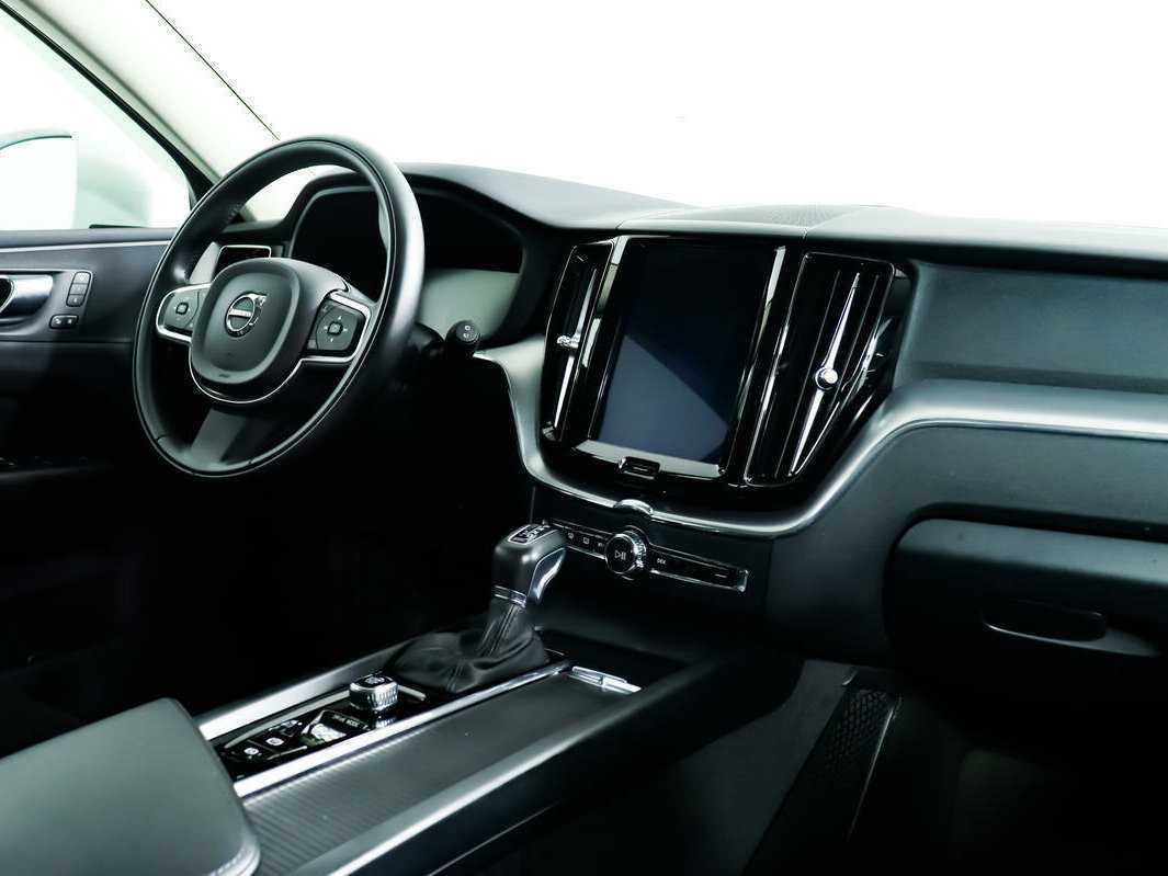 Купить Volvo XC60, 2019, 35 080 км, фото №9