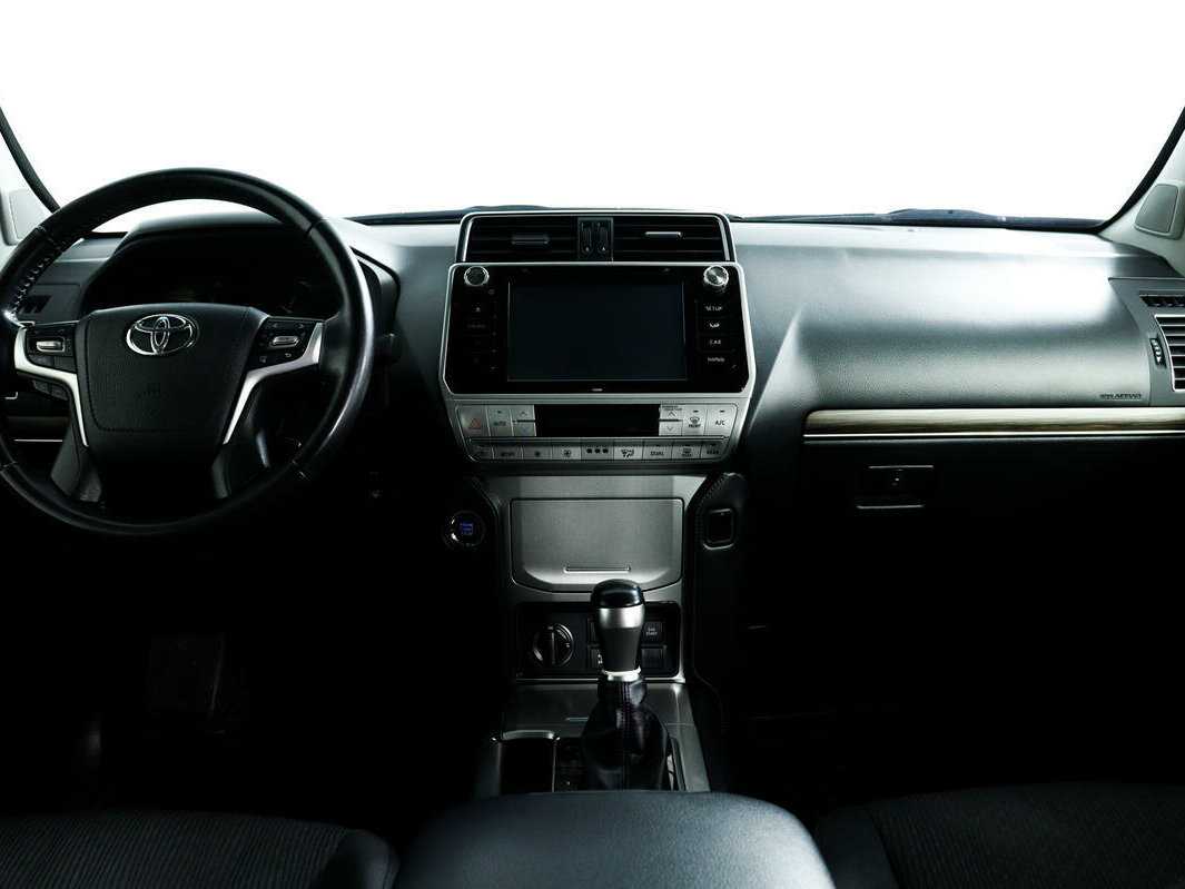 Купить Toyota Land Cruiser Prado, 2017, 111 111 км, фото №11
