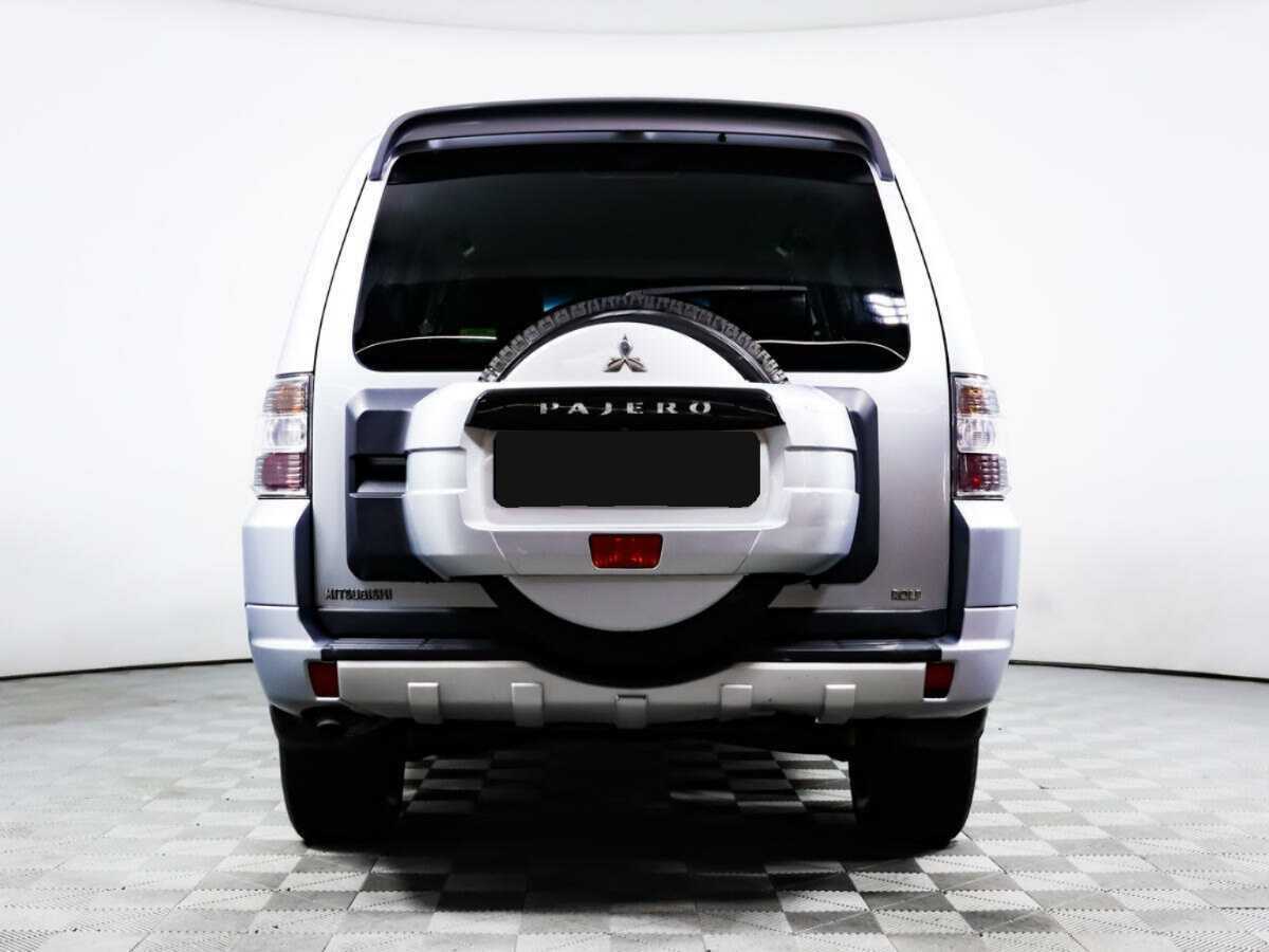 Купить Mitsubishi Pajero, 2011, 262 349 км, фото №4