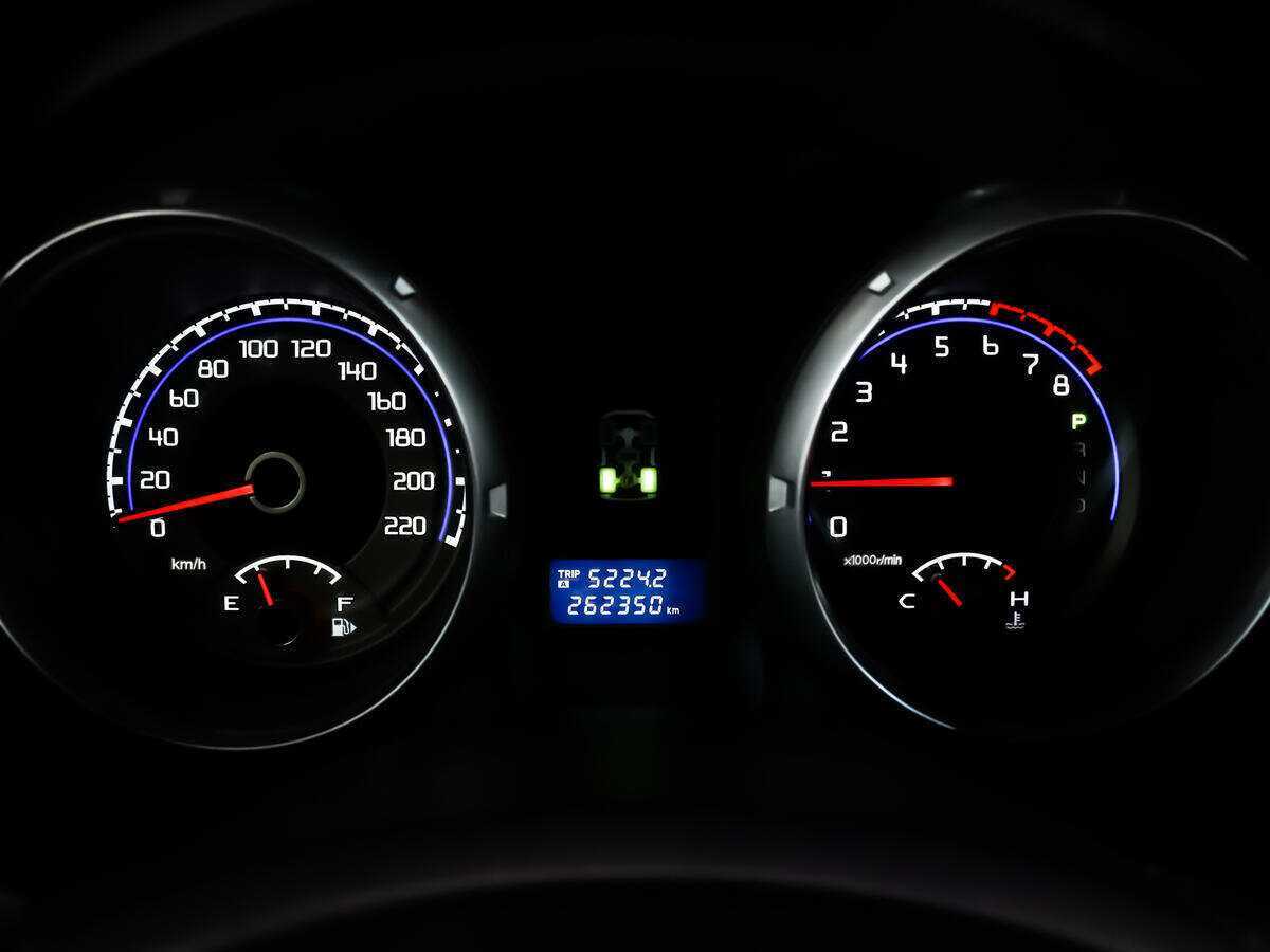 Купить Mitsubishi Pajero, 2011, 262 349 км, фото №7