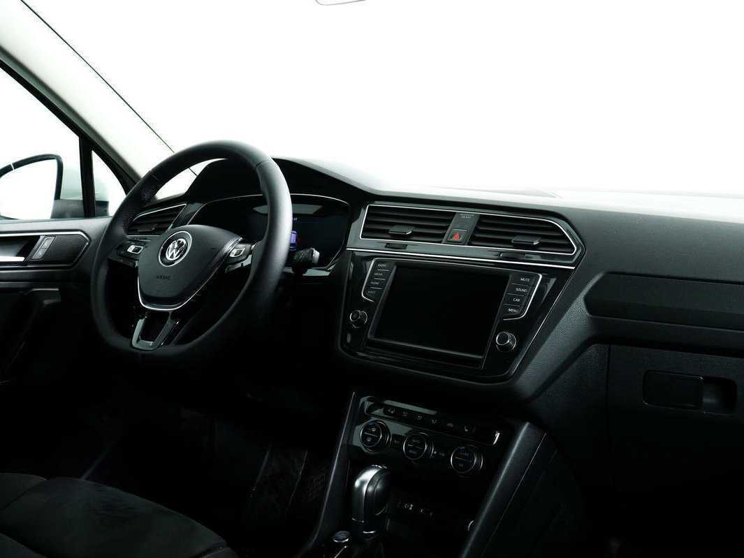 Купить Volkswagen Tiguan, 2017, 129 000 км, фото №9