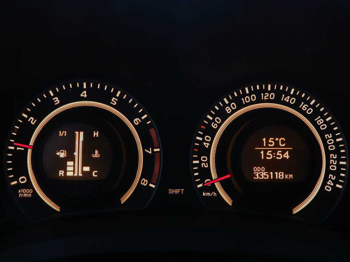 Купить Toyota Auris, 2007, 335 114 км, фото №11