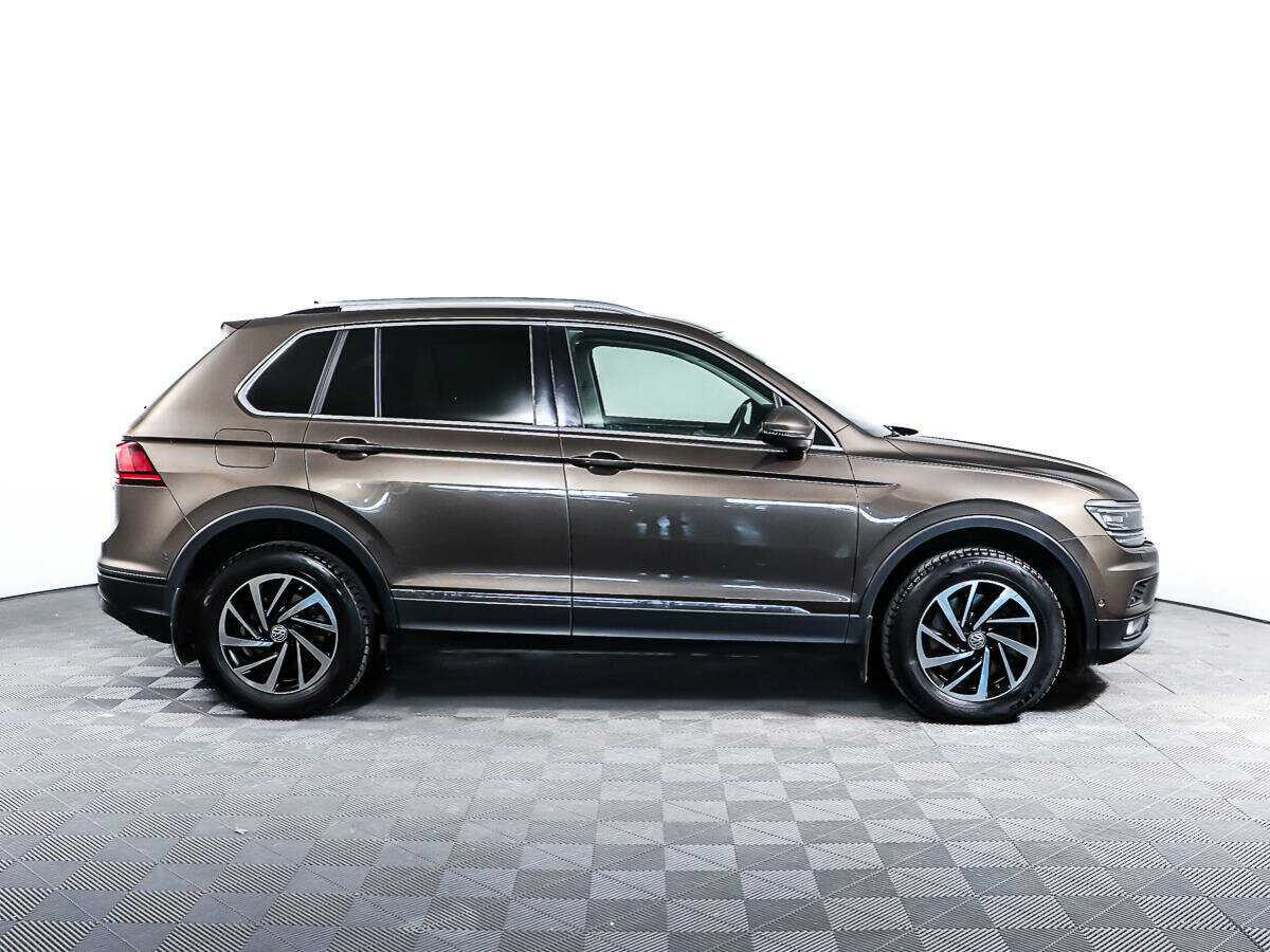Купить Volkswagen Tiguan, 2019, 104 846 км, фото №4