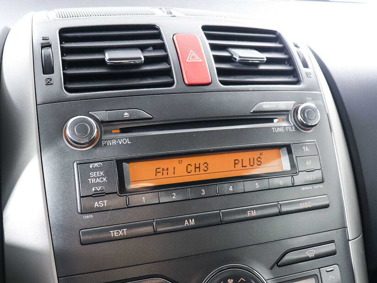 Купить Toyota Auris, 2007, 45 453 км, фото №16