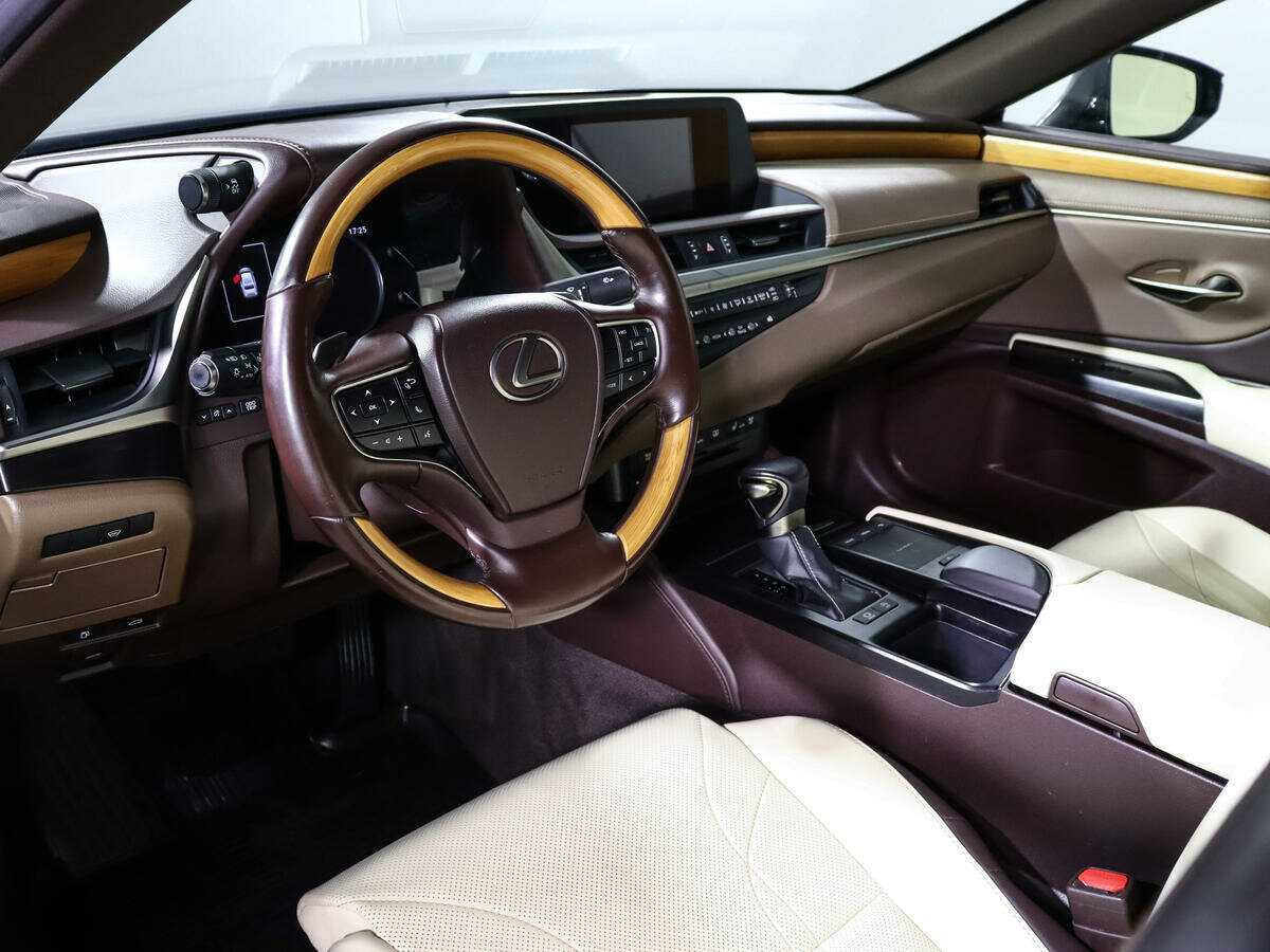Купить Lexus ES 250, 2018, 153 456 км, фото №14