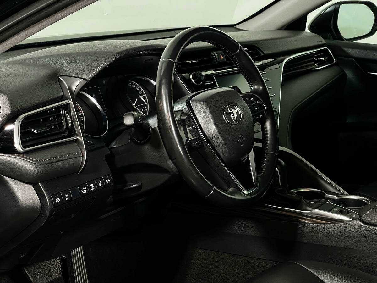 Купить Toyota Camry, 2020, 135 819 км, фото №10