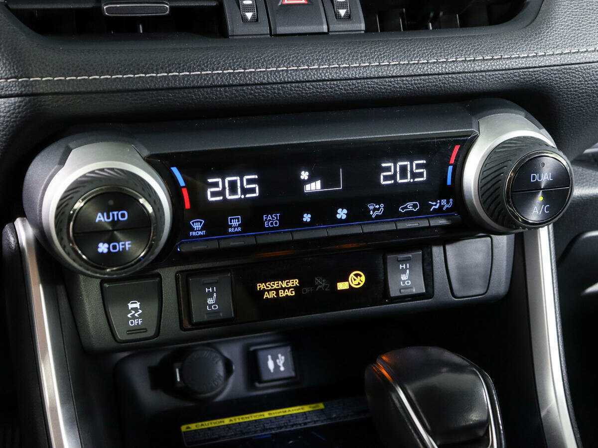 Купить Toyota RAV4, 2020, 50 019 км, фото №26