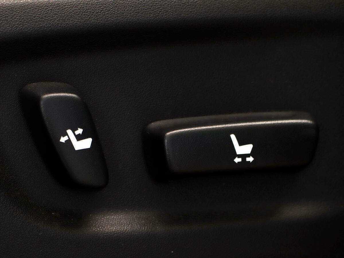 Купить Toyota Land Cruiser Prado, 2017, 128 900 км, фото №11