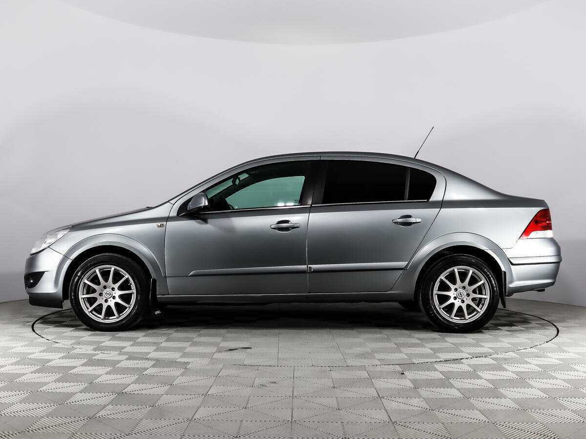Купить Opel Astra, 2010, 201 557 км, фото №8