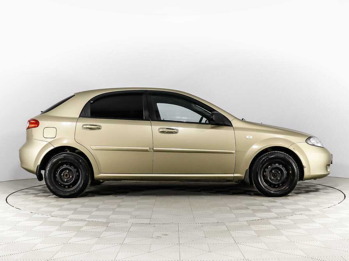 Купить Chevrolet Lacetti, 2009, 158 985 км, фото №4