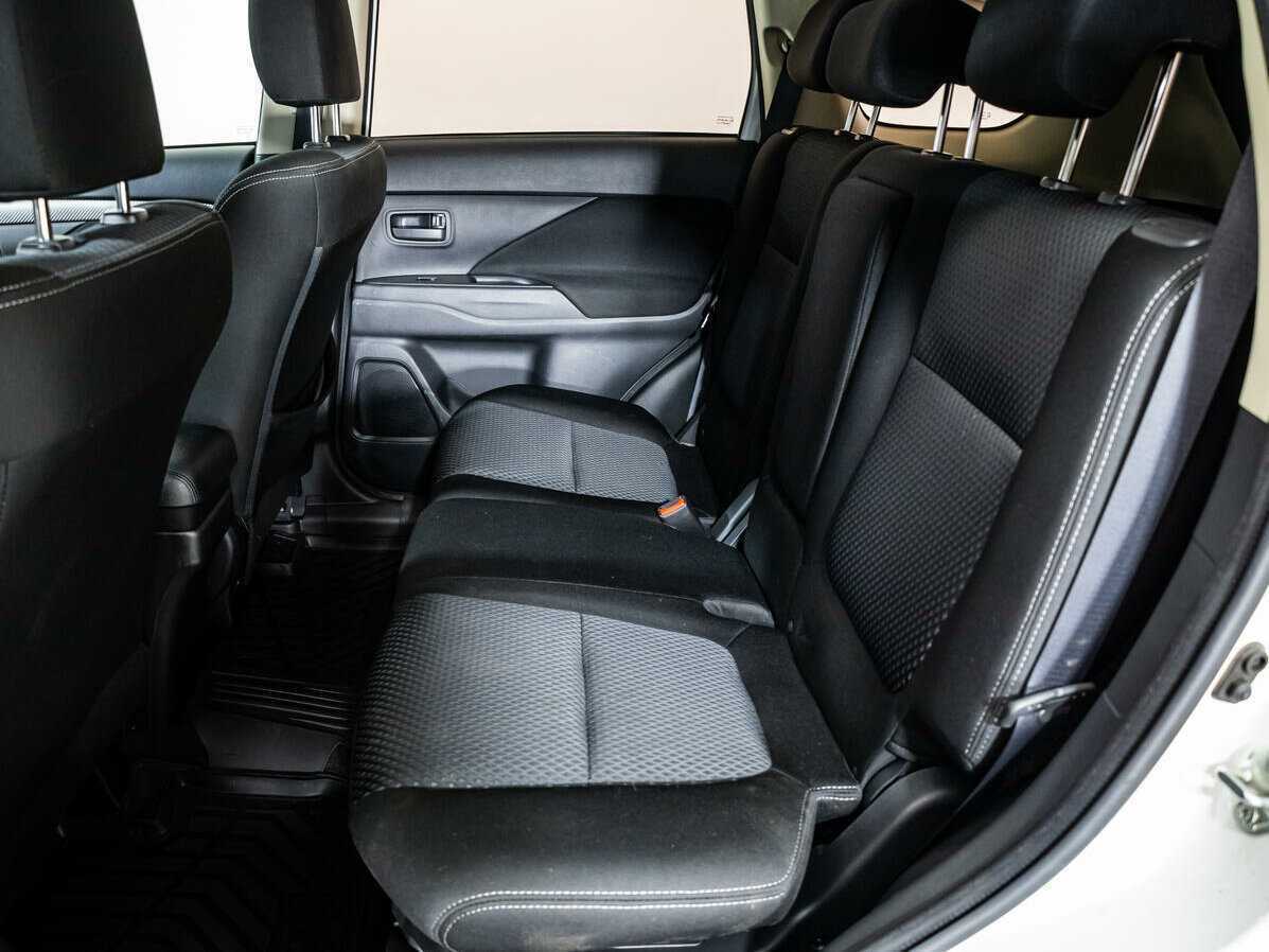 Купить Mitsubishi Outlander, 2018, 61 801 км, фото №8