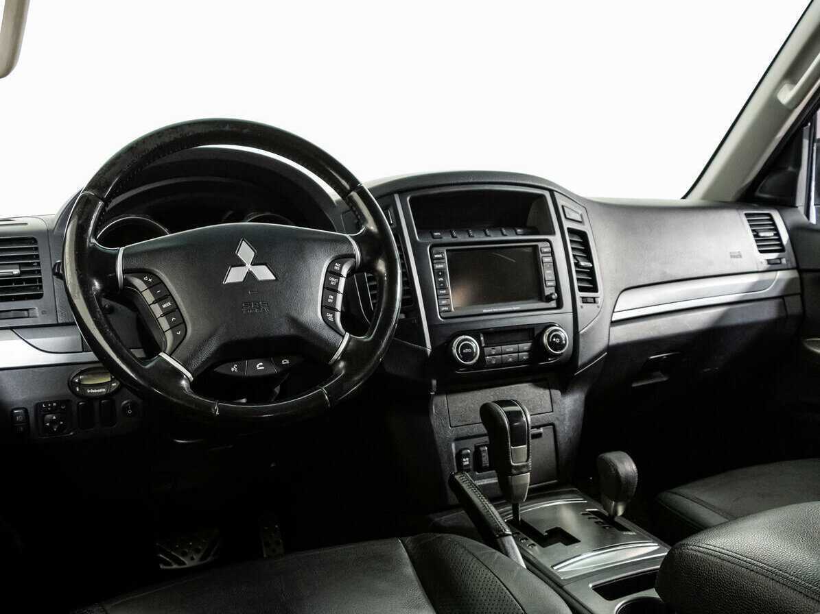 Купить Mitsubishi Pajero, 2011, 179 760 км, фото №9