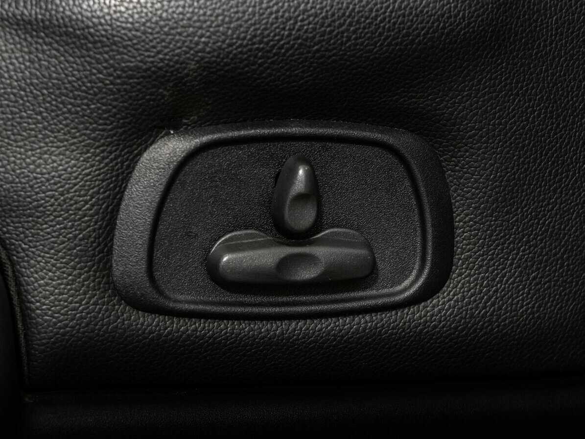 Купить Mitsubishi Pajero, 2011, 179 760 км, фото №20