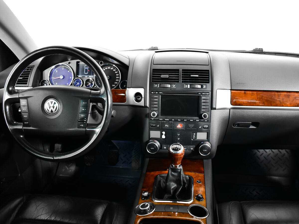 Купить Volkswagen Touareg, 2005, 250 241 км, фото №12