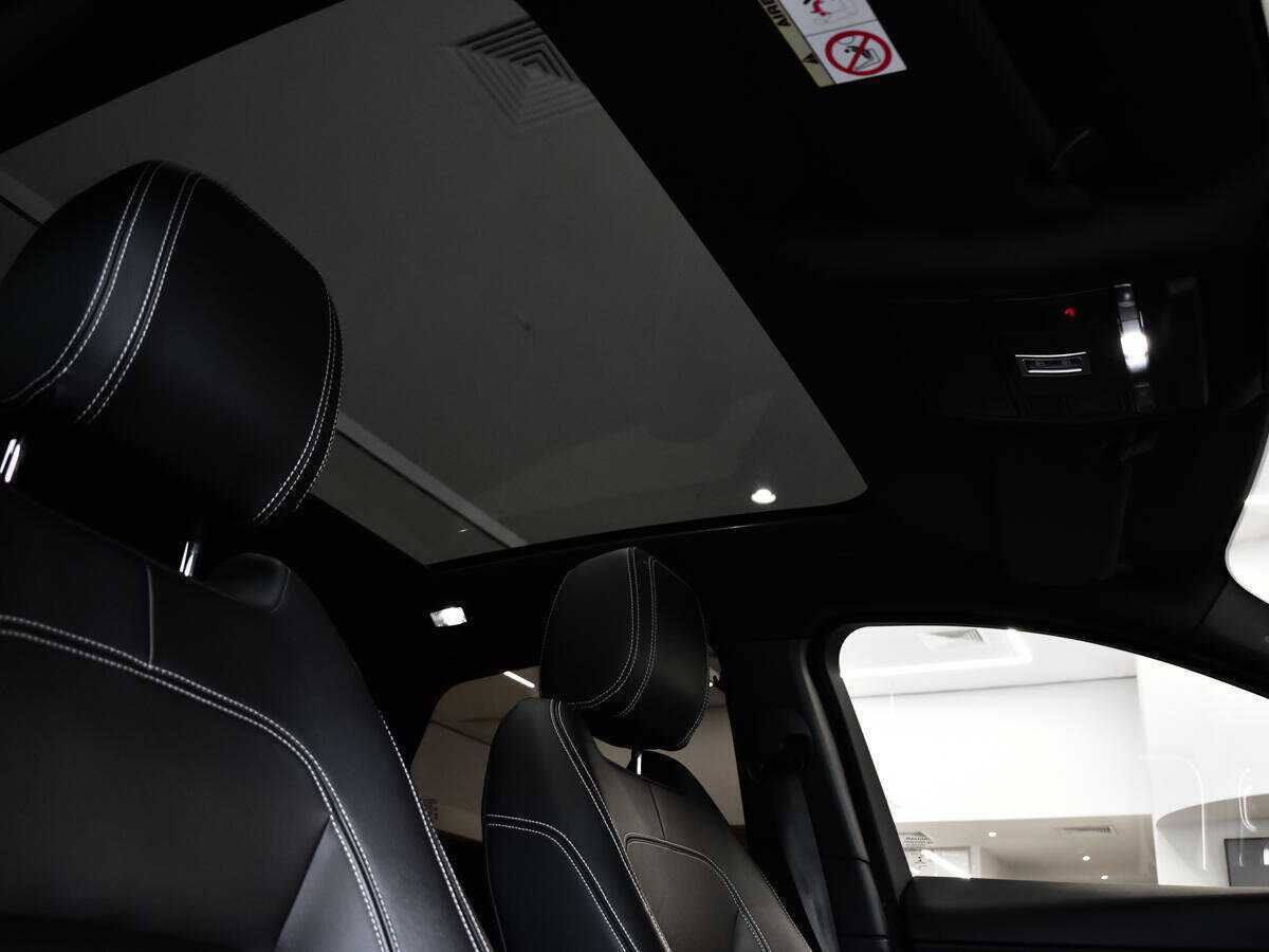 Купить Jaguar E-Pace, 2019, 118 383 км, фото №13