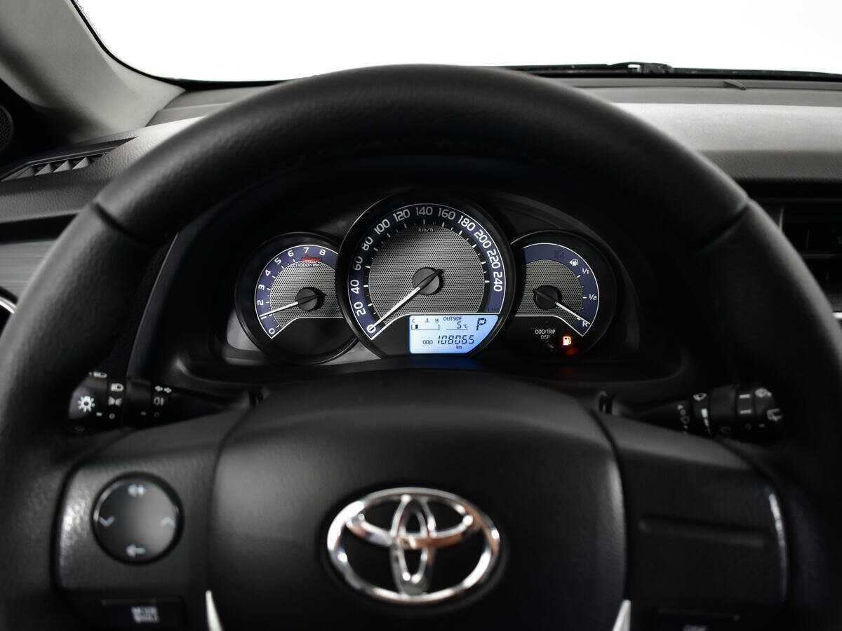 Купить Toyota Auris, 2013, 107 500 км, фото №11