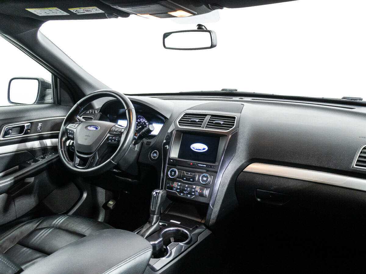 Купить Ford Explorer, 2017, 141 500 км, фото №9