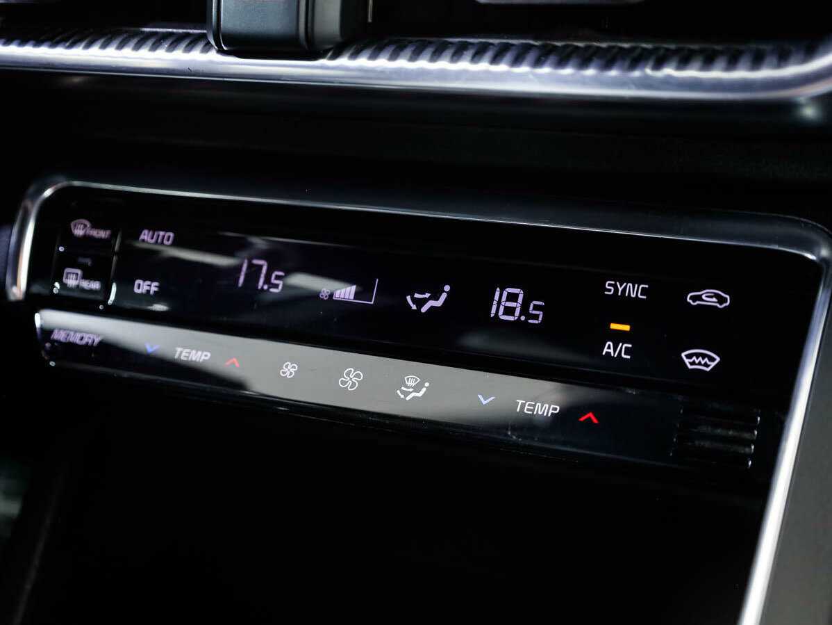 Купить Kia K5, 2020, 105 773 км, фото №18