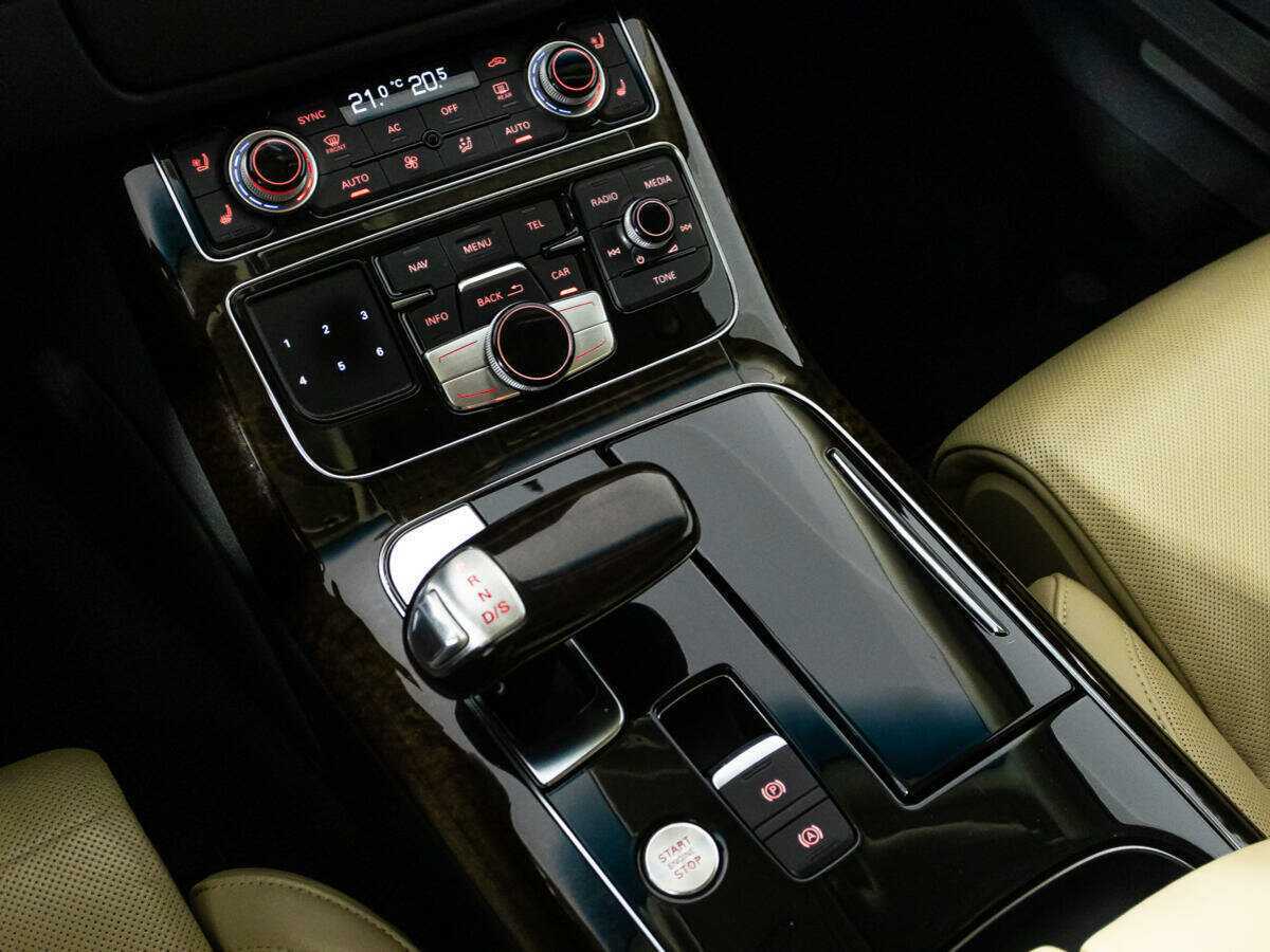 Купить Audi A8, 2010, 224 500 км, фото №18