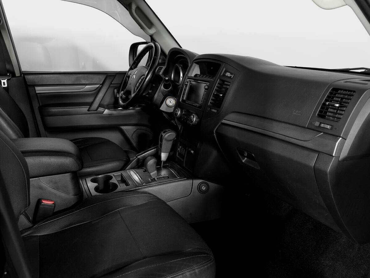 Купить Mitsubishi Pajero, 2014, 108 850 км, фото №9