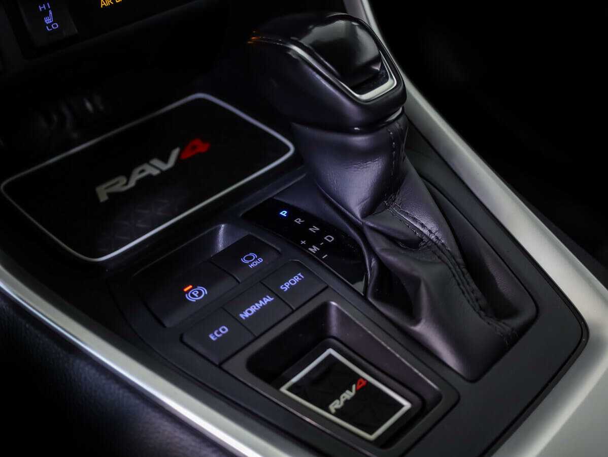 Купить Toyota RAV4, 2020, 69 982 км, фото №11