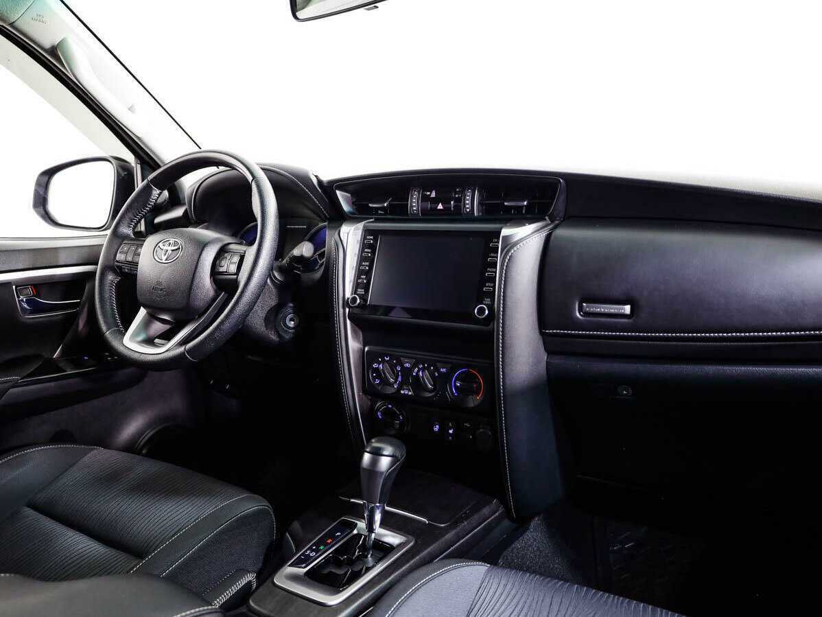 Купить Toyota Fortuner, 2021, 31 000 км, фото №8