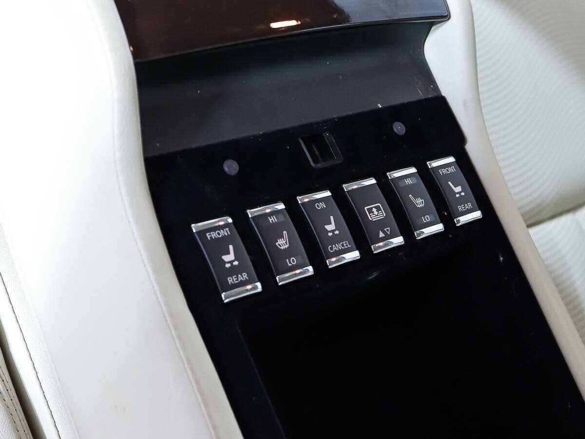 Купить Infiniti M37, 2012, 84 045 км, фото №12