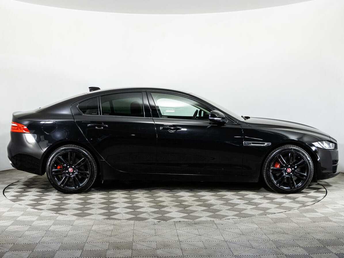 Купить Jaguar XE, 2017, 89 027 км, фото №4