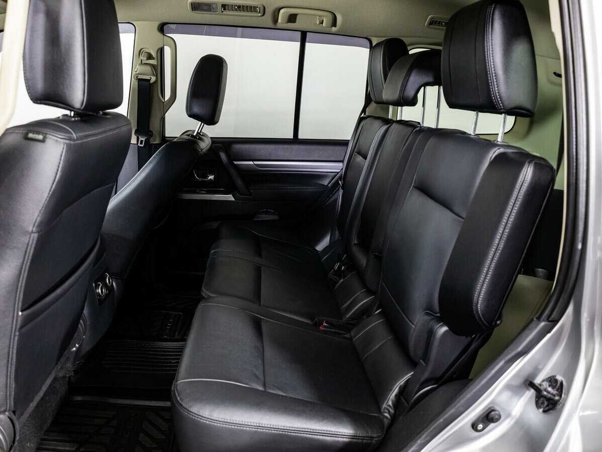 Купить Mitsubishi Pajero, 2017, 108 000 км, фото №10