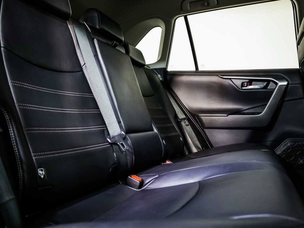 Купить Toyota RAV4, 2021, 56 240 км, фото №13
