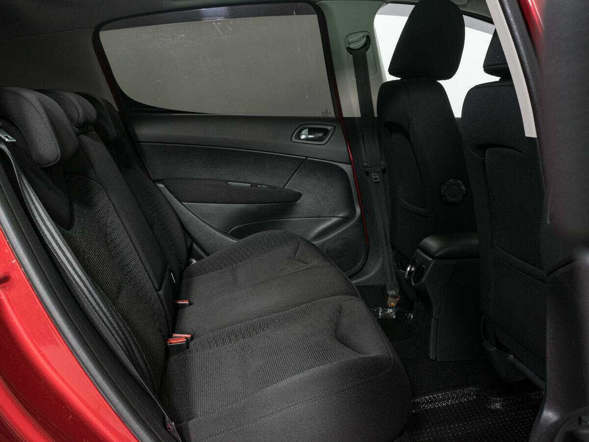 Купить Peugeot 308, 2011, 122 760 км, фото №13