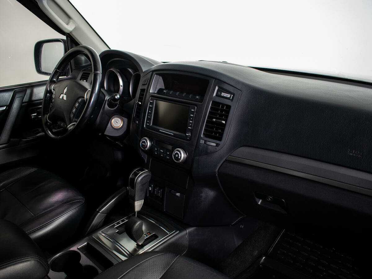 Купить Mitsubishi Pajero, 2010, 232 776 км, фото №7