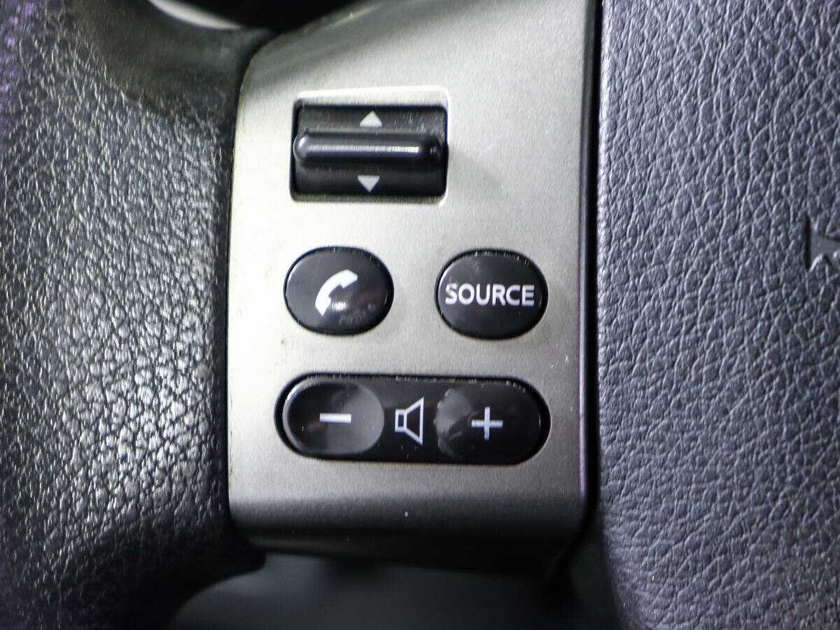 Купить Nissan Tiida, 2010, 140 000 км, фото №15